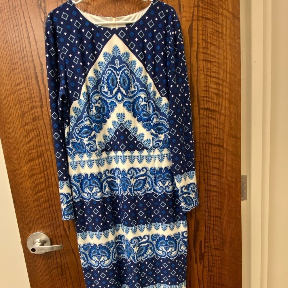 Maggy london blue paisley and floral long sleeve sheath dress